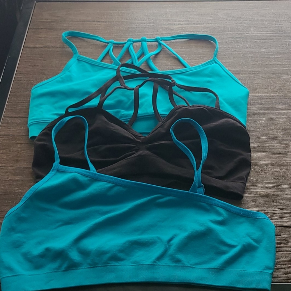 Lot of 3 sports bras